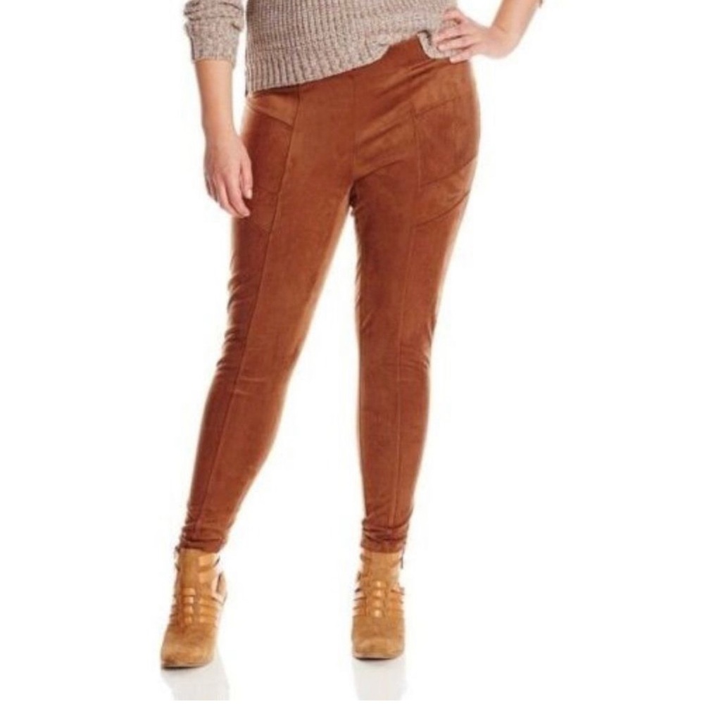 Democracy Faux Saude Mid-Rise Stretch Carrot Leggings
